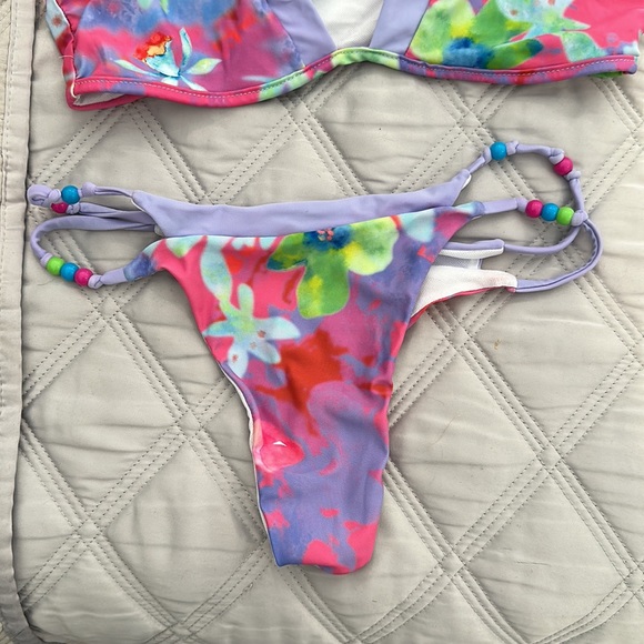 Flower power beaded bikini size Small - Picture 3 of 6